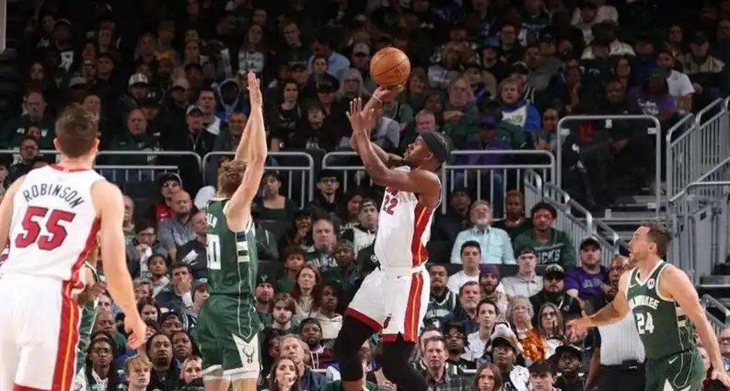 关于爆冷!NBA强队意外出局震惊全场的信息 关于爆冷!NBA强队意外出局震惊全场的信息