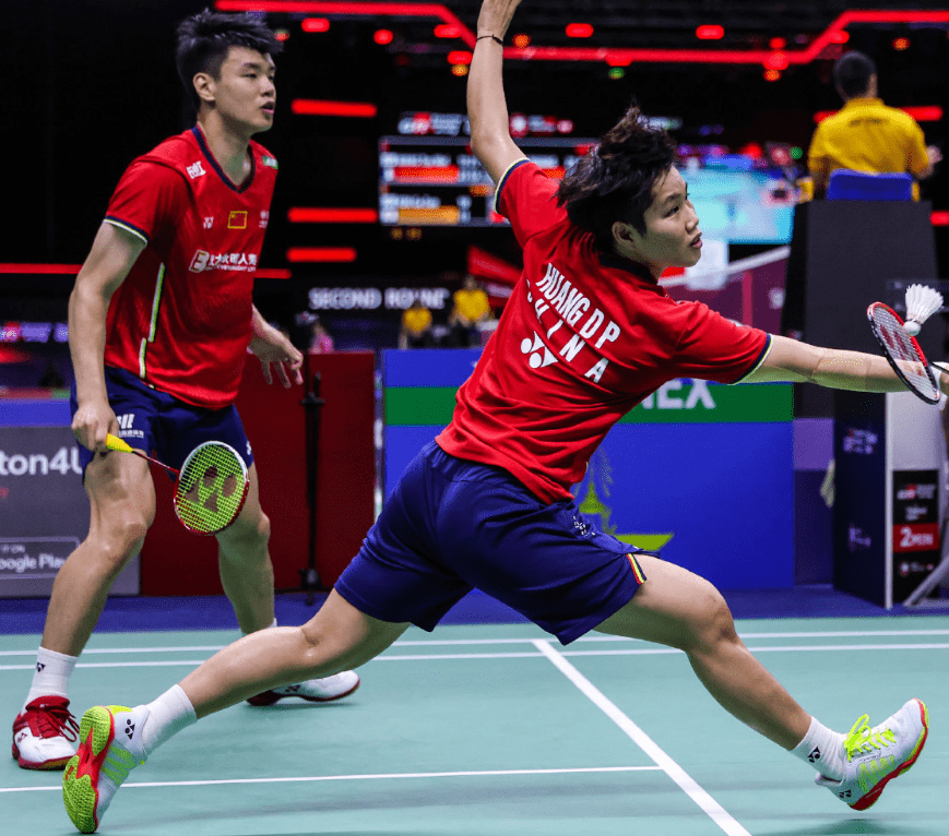 关于韩国队鏖战法国队，黄鸭组合统治全场的信息