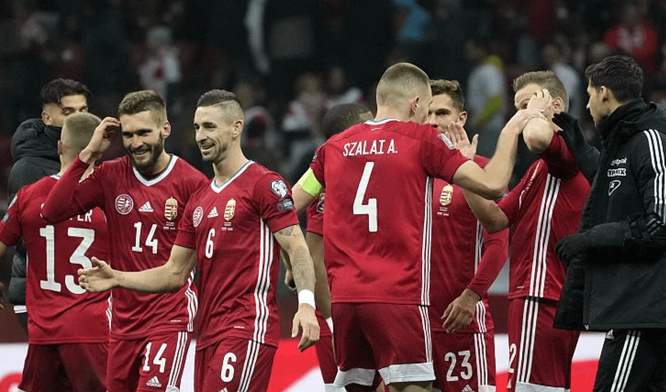 希腊碾压波兰，伊布统治全场