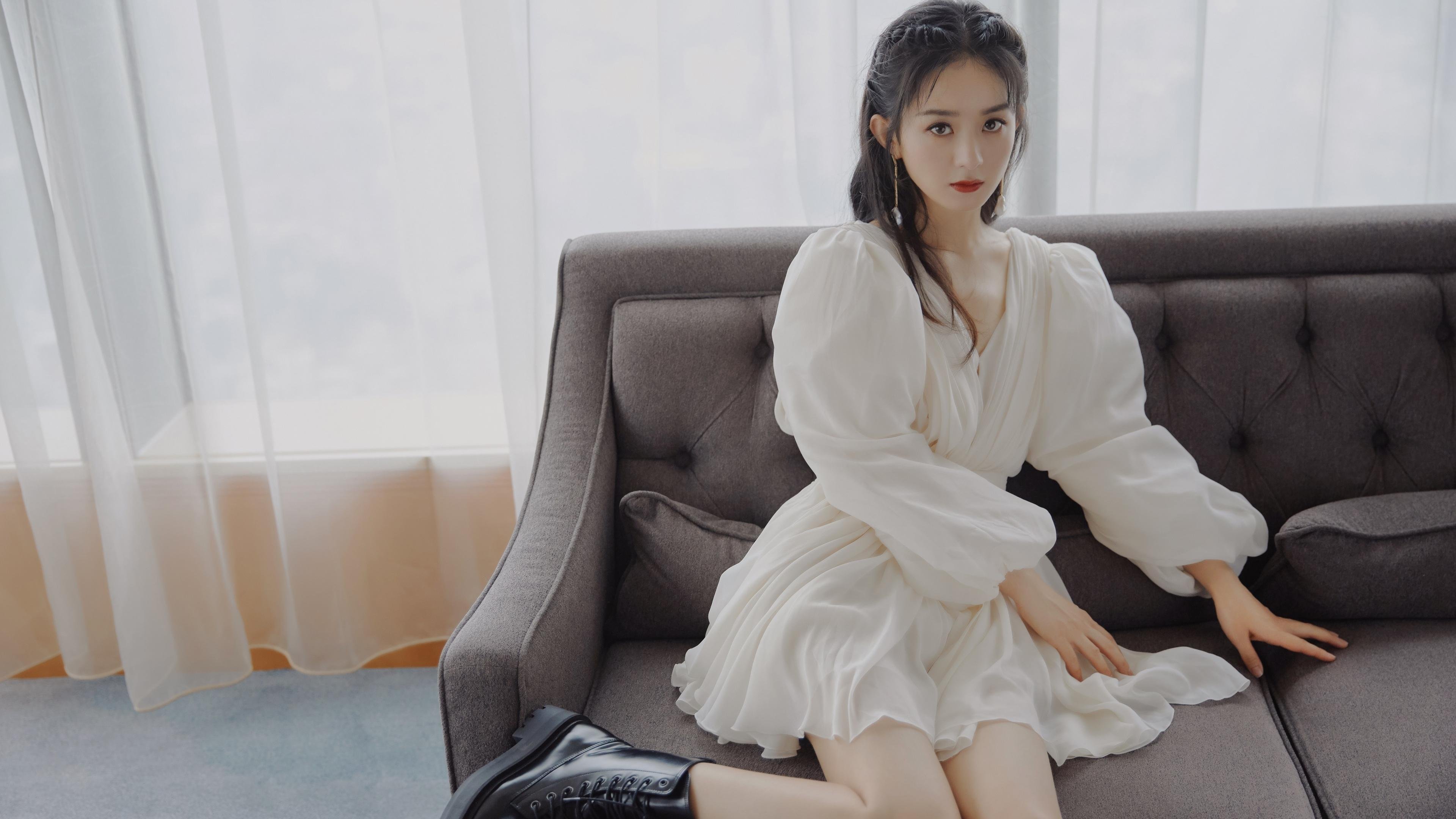 唯一性之战,当阿尔及利亚的沙漠雄风,压倒了那不勒斯的地中海艺术—莱万,那个在铁幕前起舞的关键先生