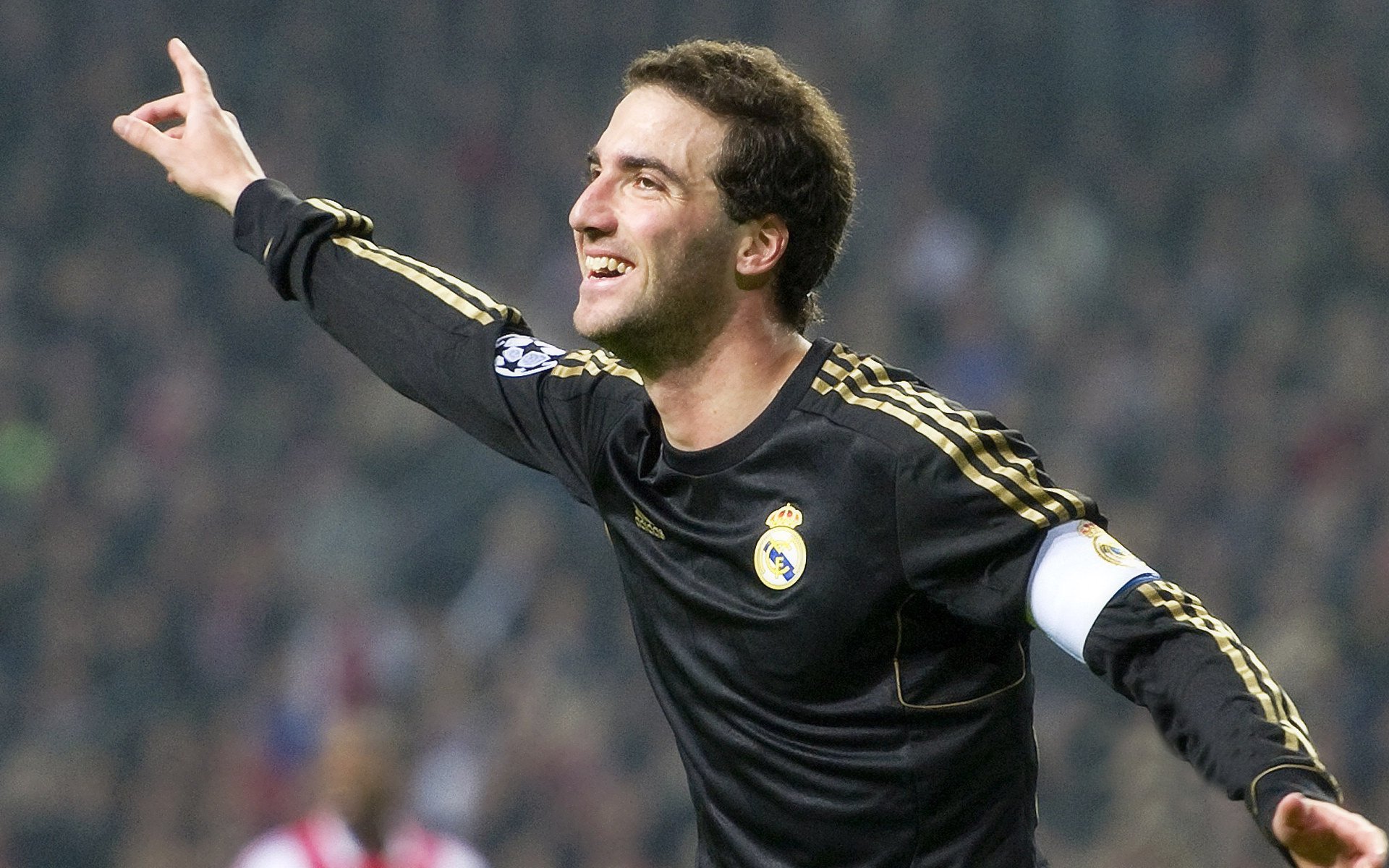 绝境骑士，当压力熔炉铸就拉文的金色救赎