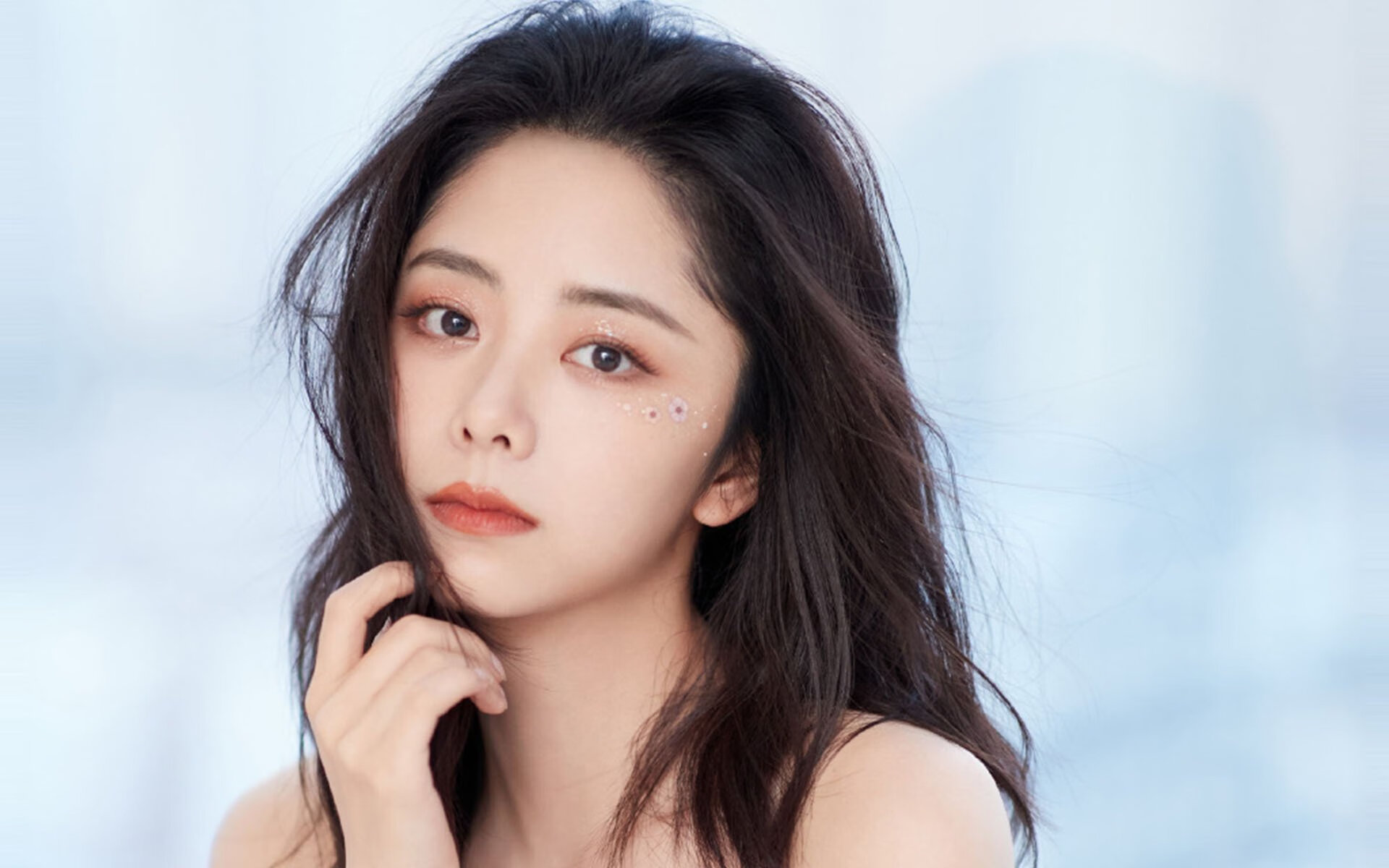 打破魔咒，爵士巨人倒下之夜，米切尔在勇士铁蹄前刻下证明