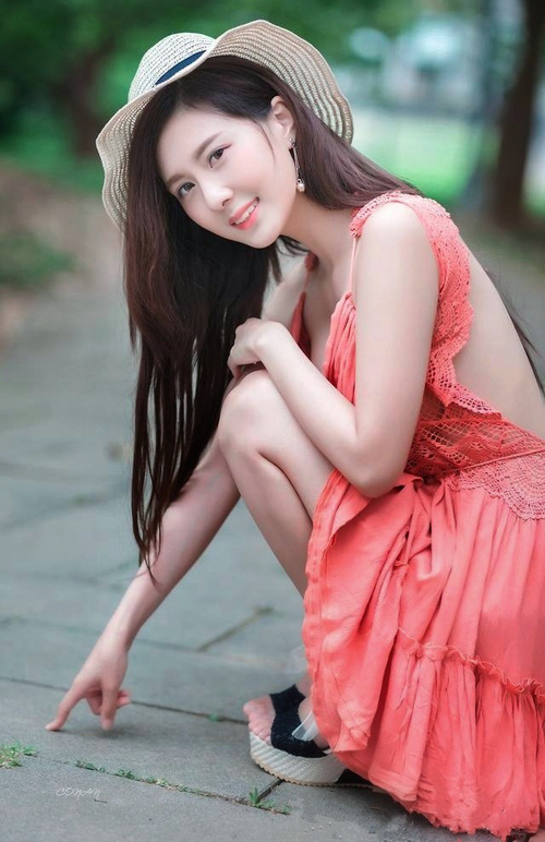 血色黄昏下的孤胆悲歌,莱万神迹闪耀,难阻突尼斯绝杀掀起命运海啸